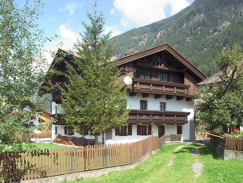 Appartementhaus Raudaschl Längenfeld Buitenkant foto