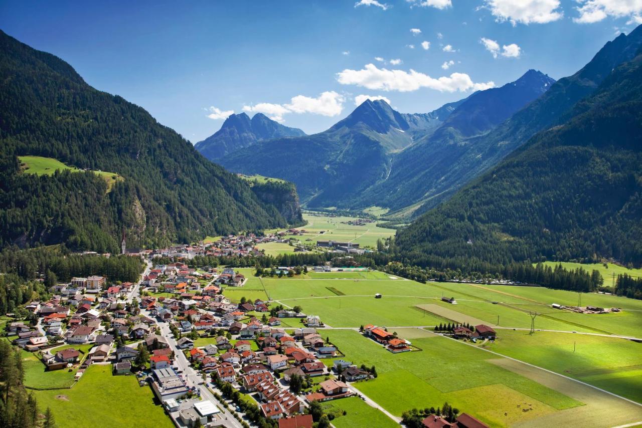 Appartementhaus Raudaschl Längenfeld Buitenkant foto