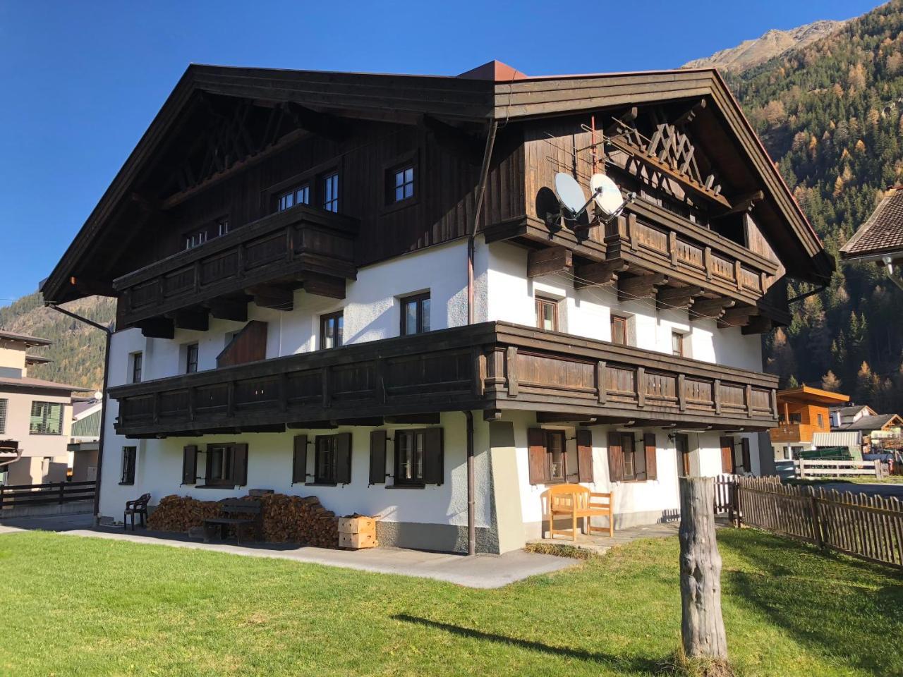 Appartementhaus Raudaschl Längenfeld Buitenkant foto