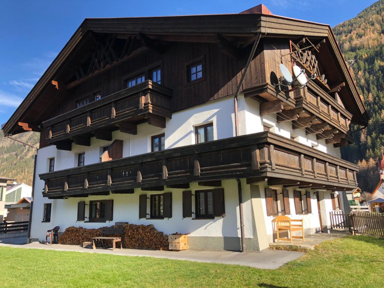 Appartementhaus Raudaschl Längenfeld Buitenkant foto